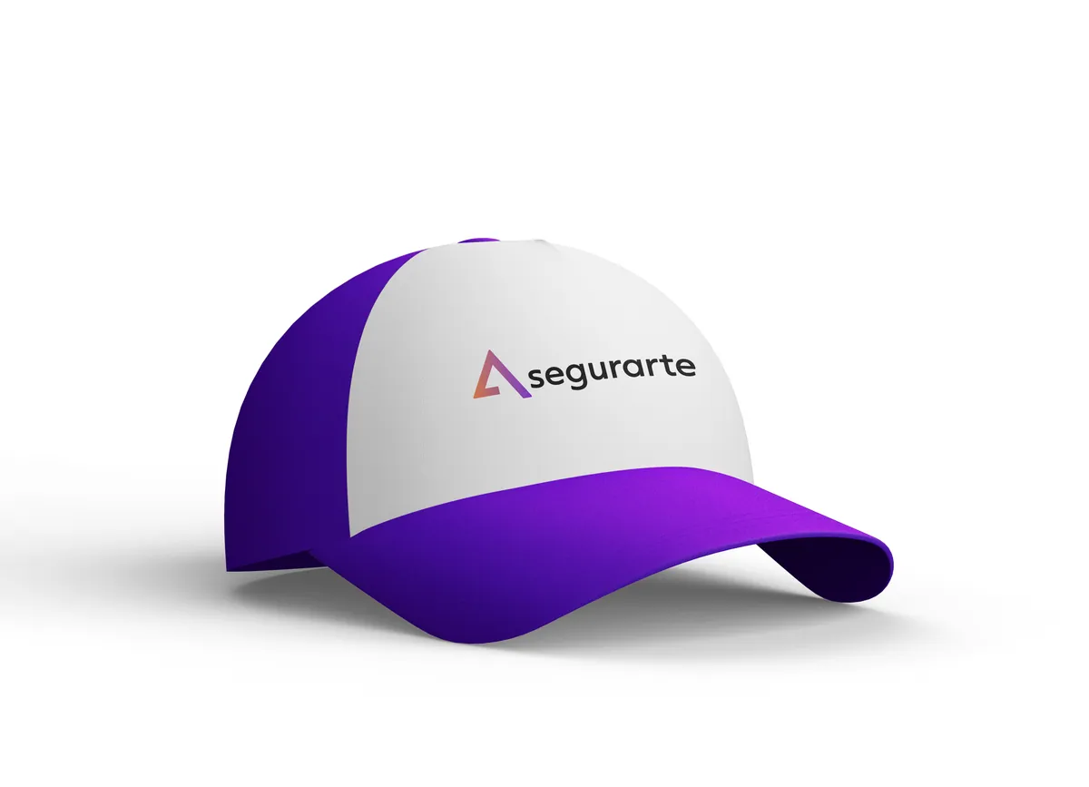 Purple and white cap with the Asegurarte logo.